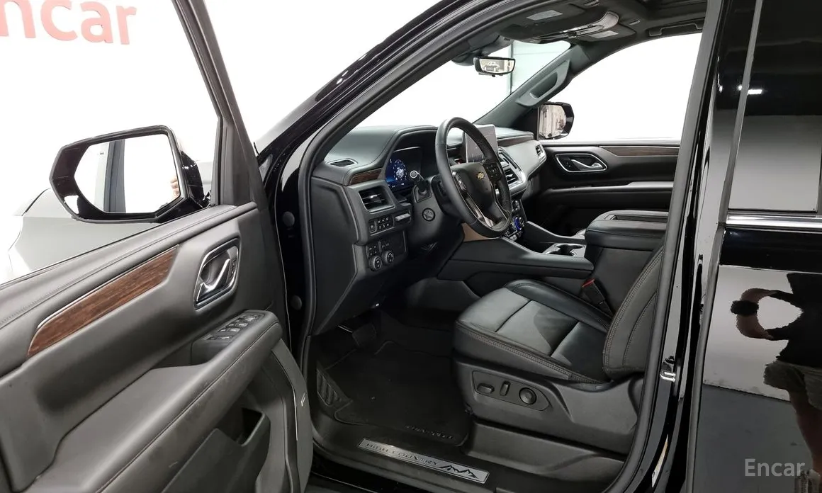 Фото 11 - Chevrolet Tahoe