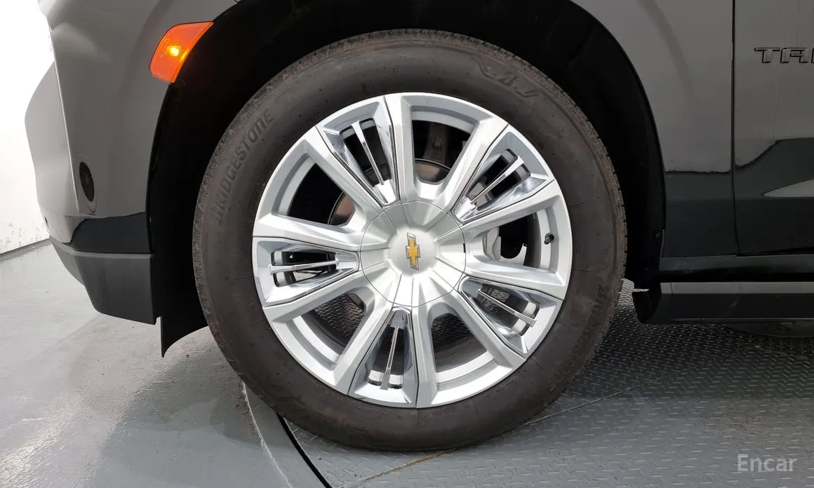 Фото 5 - Chevrolet Tahoe