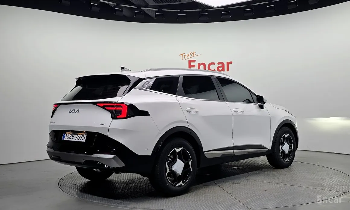 Фото 2 - Kia Sportage