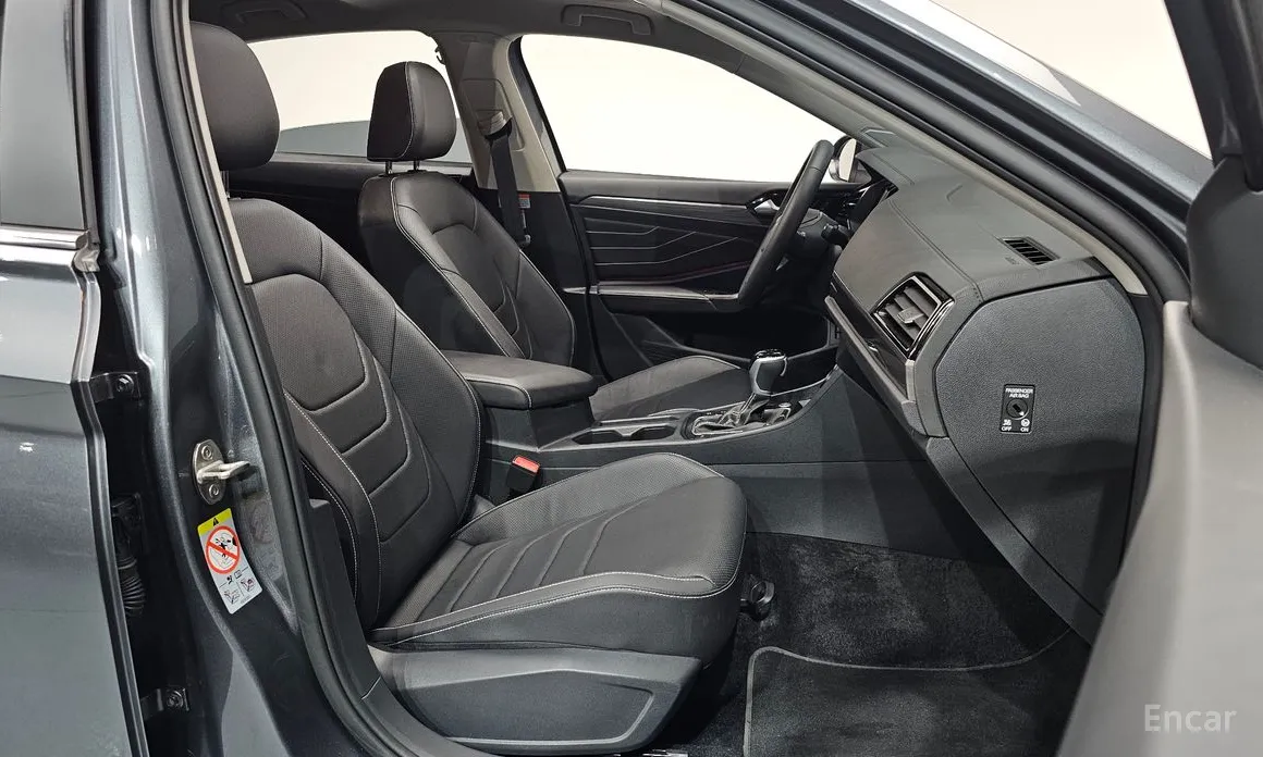 Фото 10 - Volkswagen Jetta