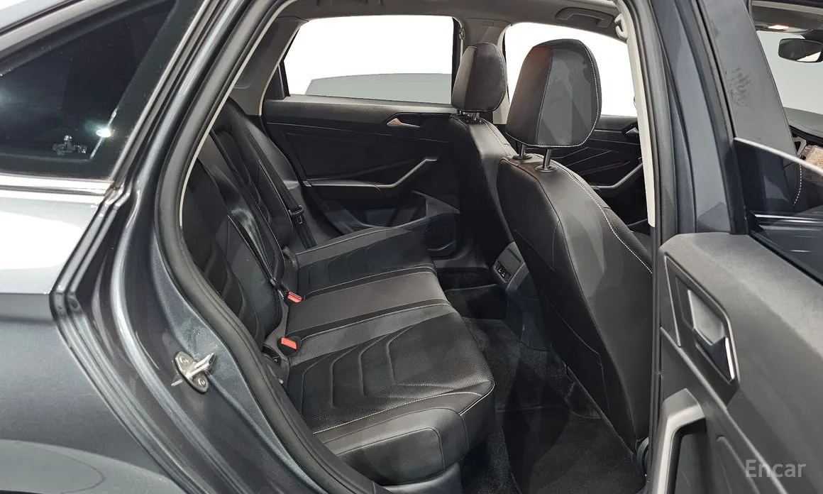 Фото 11 - Volkswagen Jetta