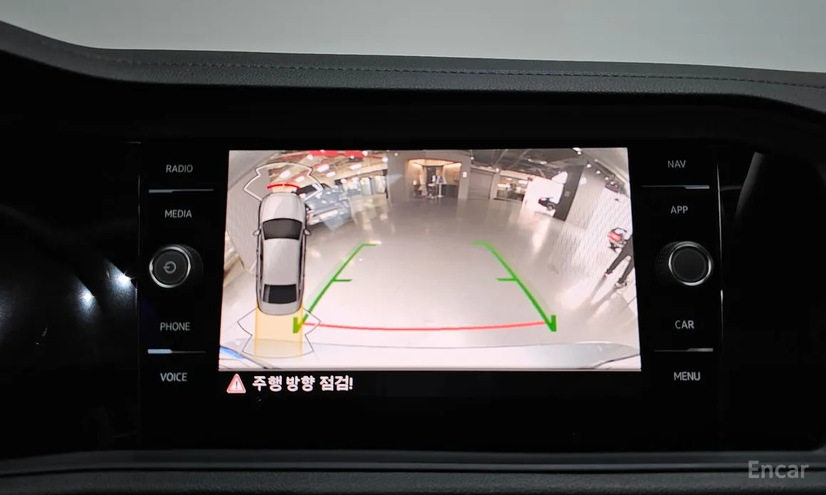 Фото 15 - Volkswagen Jetta