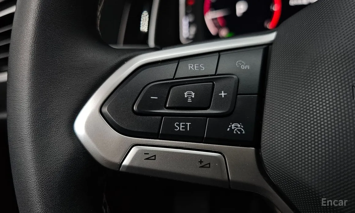 Фото 17 - Volkswagen Jetta