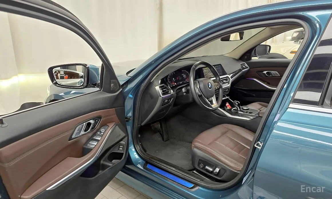 Фото 10 - BMW 3 Series