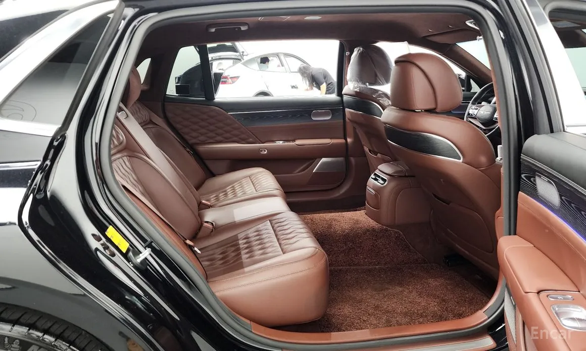 Фото 12 - Genesis G90