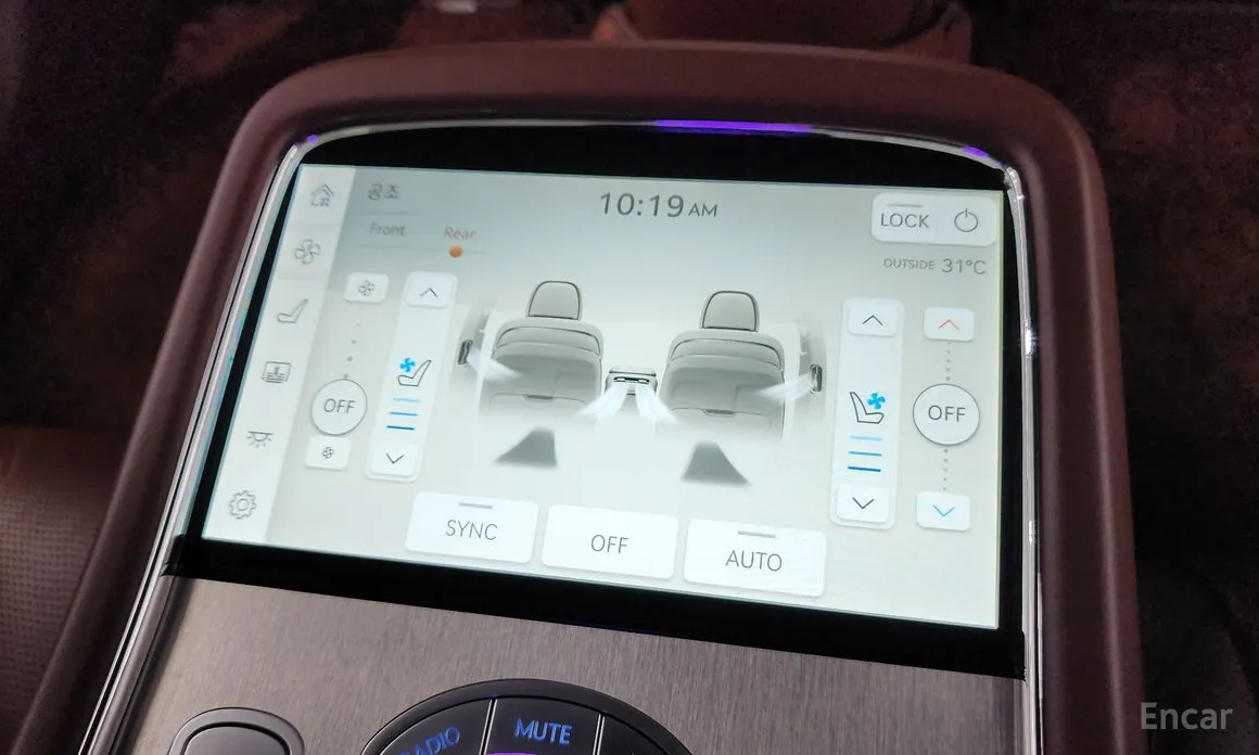 Фото 19 - Genesis G90