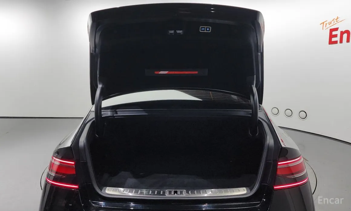 Фото 20 - Genesis G90