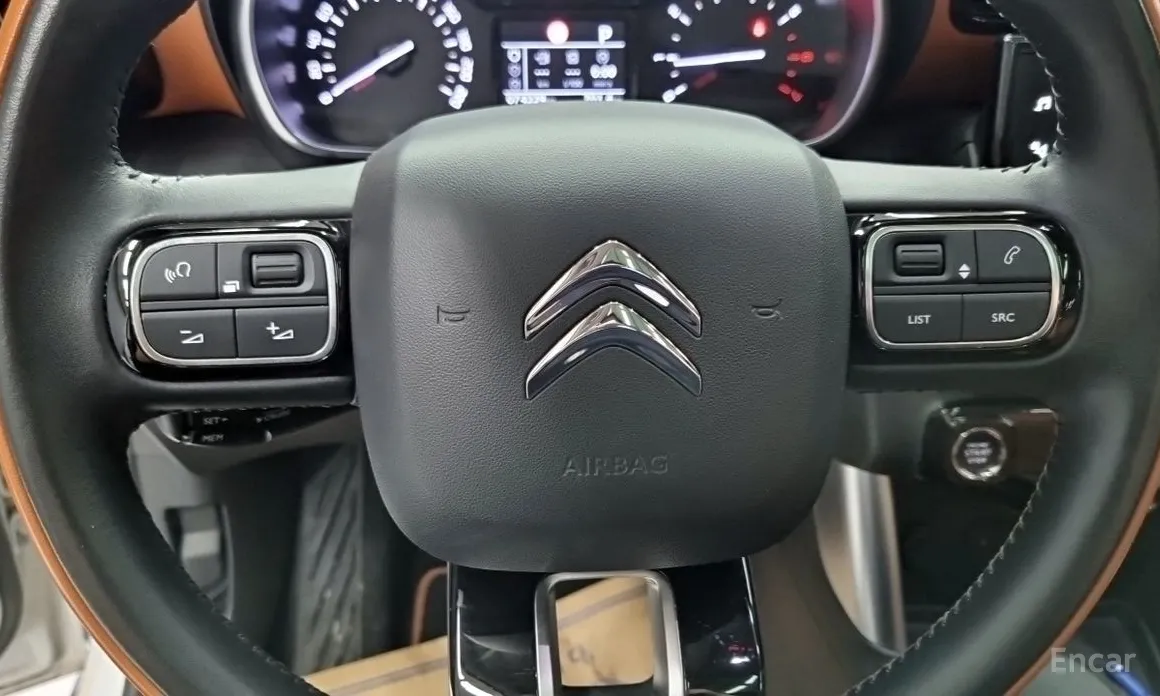 Фото 12 - Citroen C3 Aircross