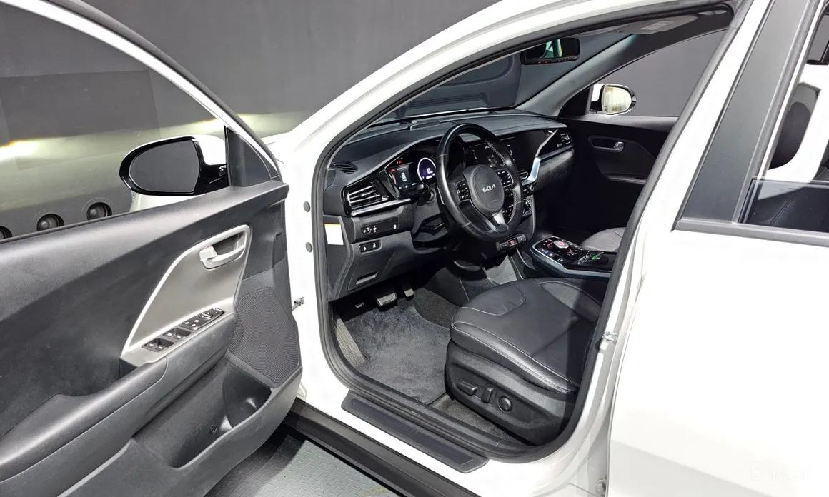 Фото 10 - Kia Niro