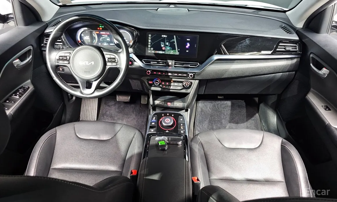 Фото 7 - Kia Niro