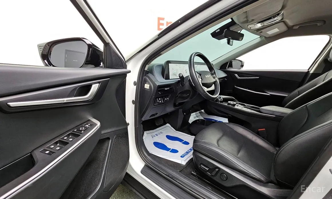 Фото 10 - Kia EV6