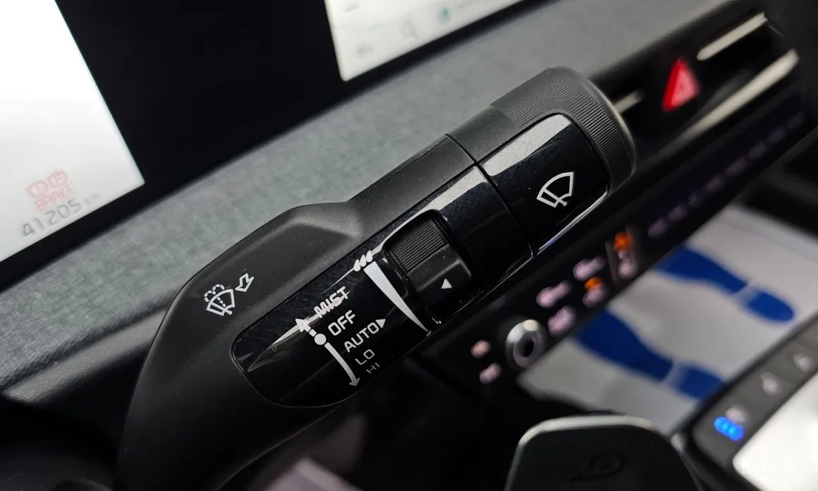 Фото 17 - Kia EV6