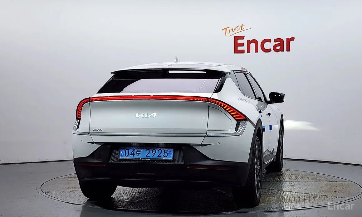 Фото 4 - Kia EV6