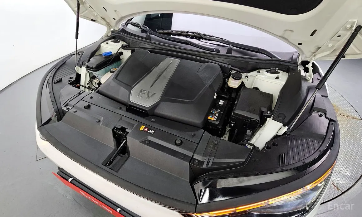 Фото 6 - Kia EV6