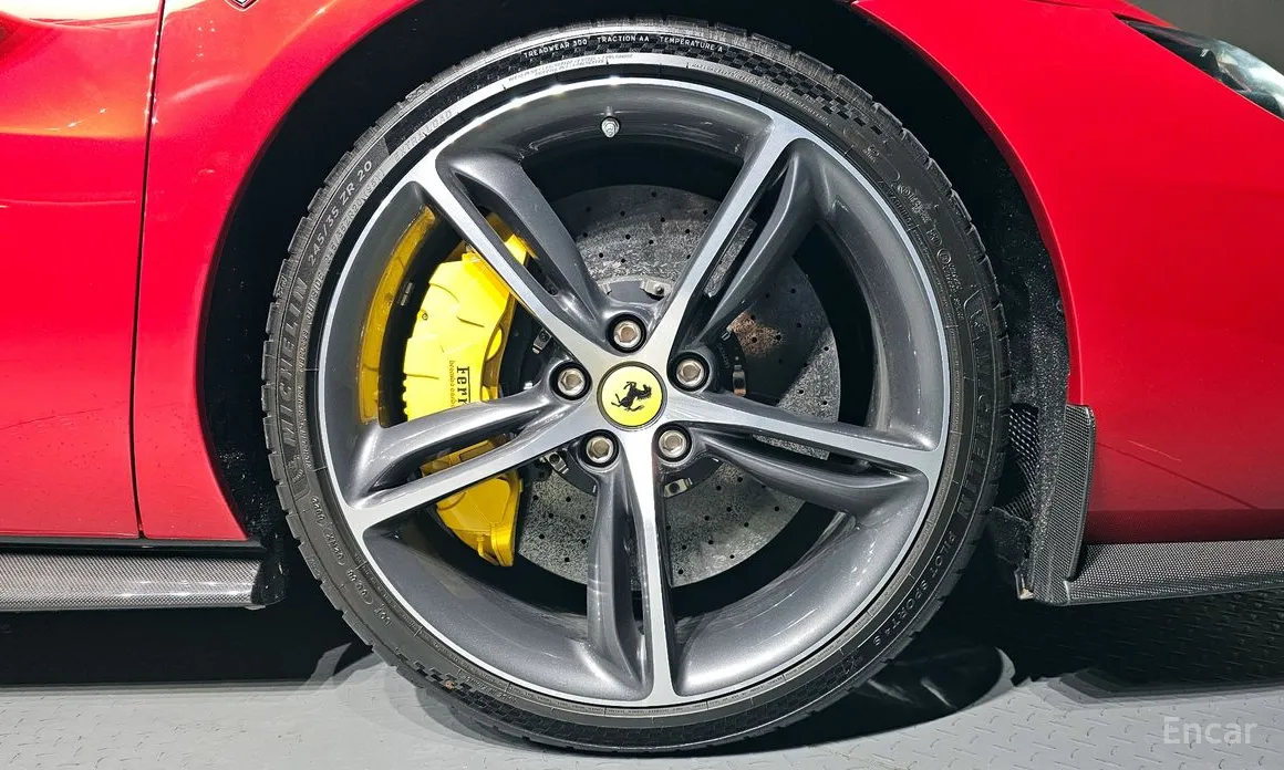 Фото 5 - Ferrari 296