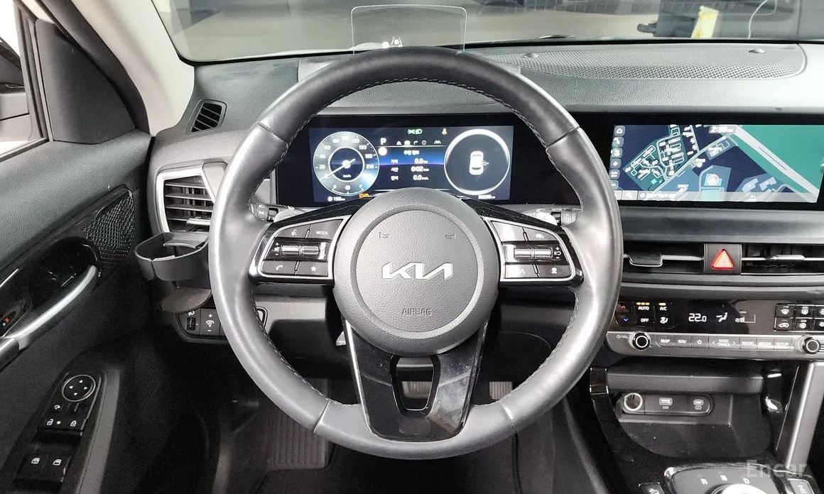 Фото 13 - Kia Seltos