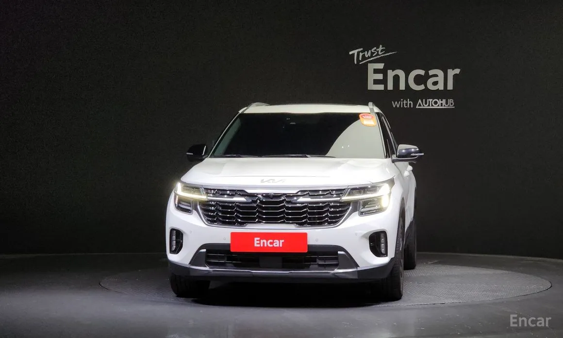 Фото 3 - Kia Seltos