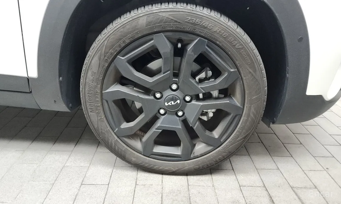 Фото 5 - Kia Seltos