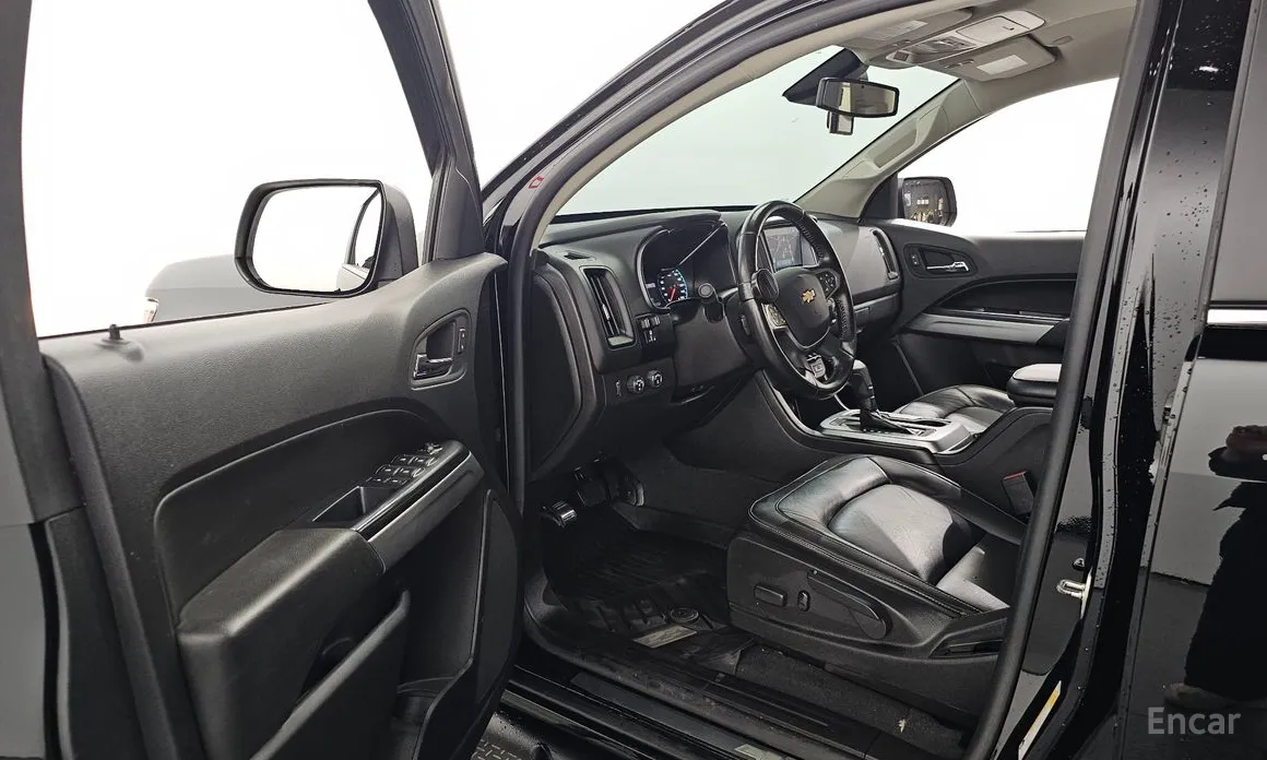 Фото 10 - Chevrolet Colorado