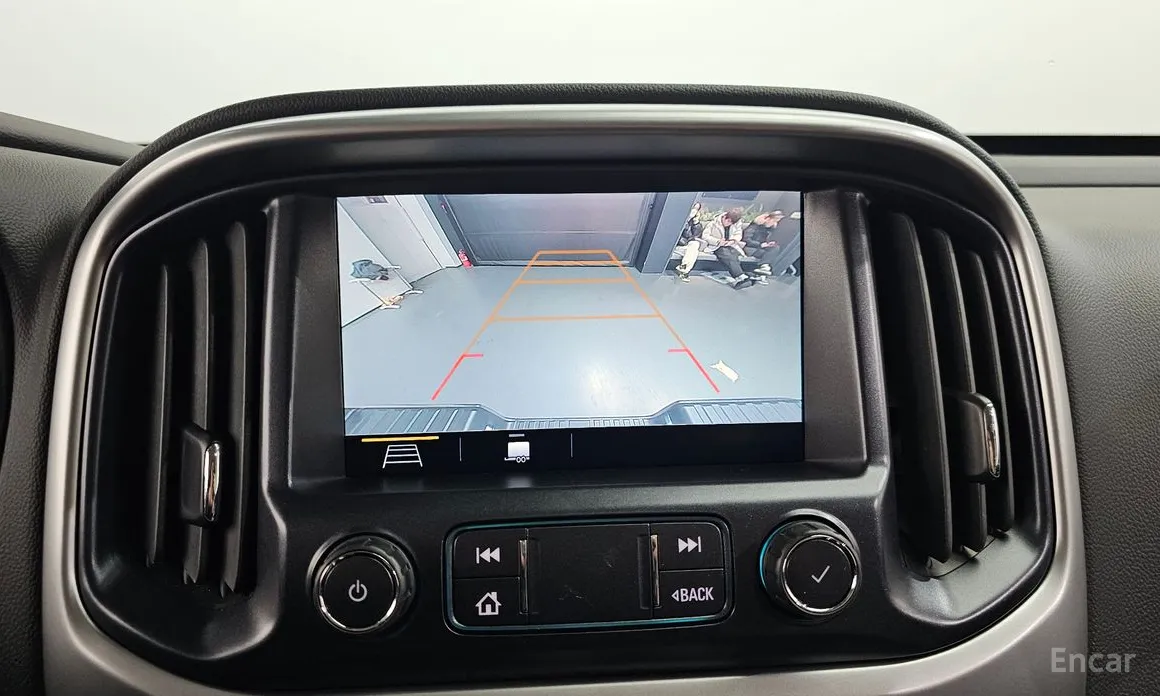 Фото 16 - Chevrolet Colorado