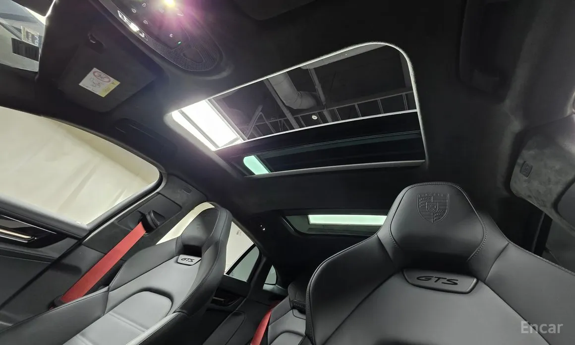 Фото 12 - Porsche Panamera