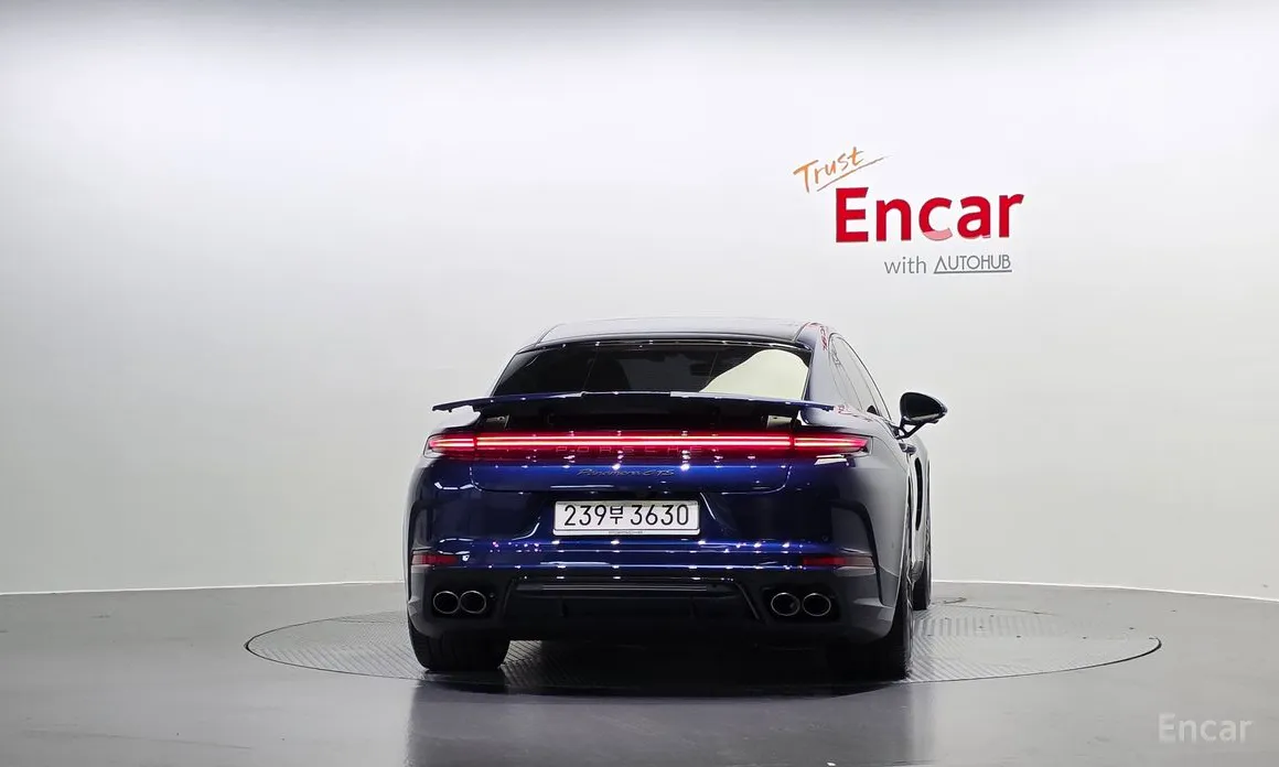 Фото 4 - Porsche Panamera