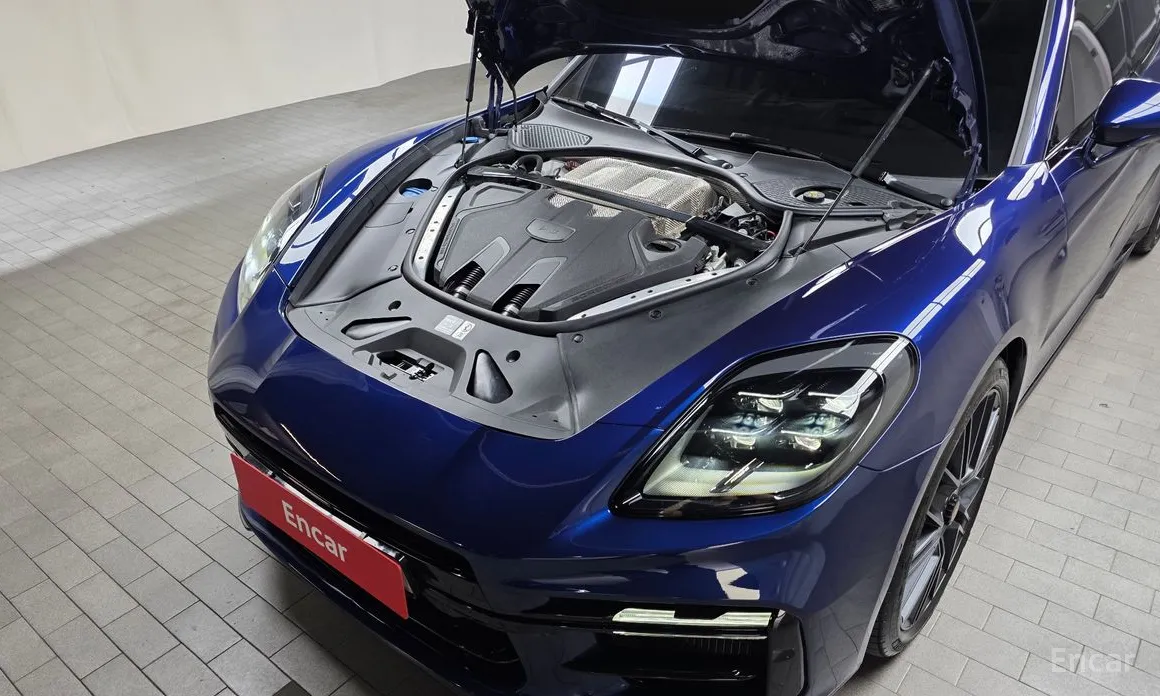 Фото 6 - Porsche Panamera