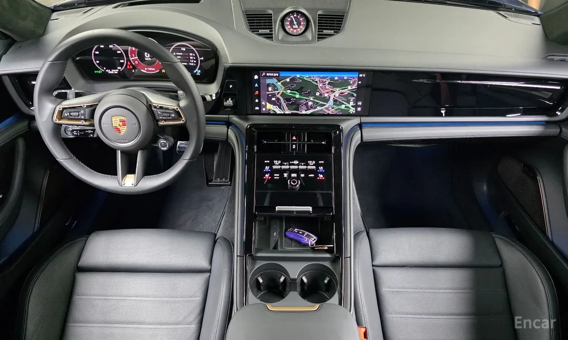 Фото 7 - Porsche Panamera