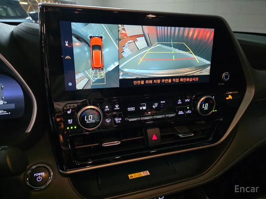 Фото 13 - Toyota Highlander