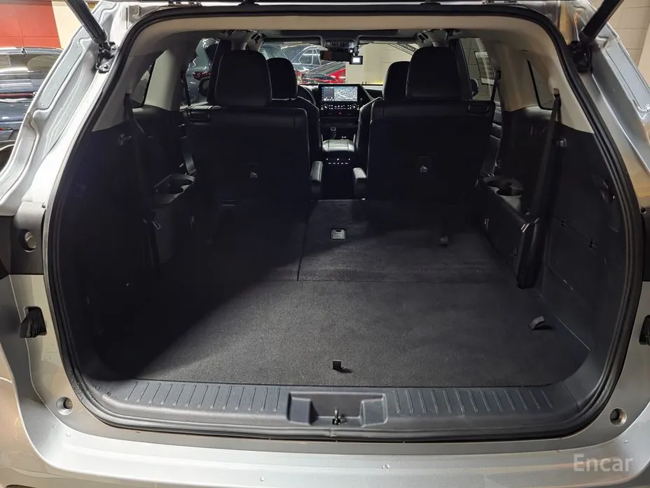 Фото 17 - Toyota Highlander