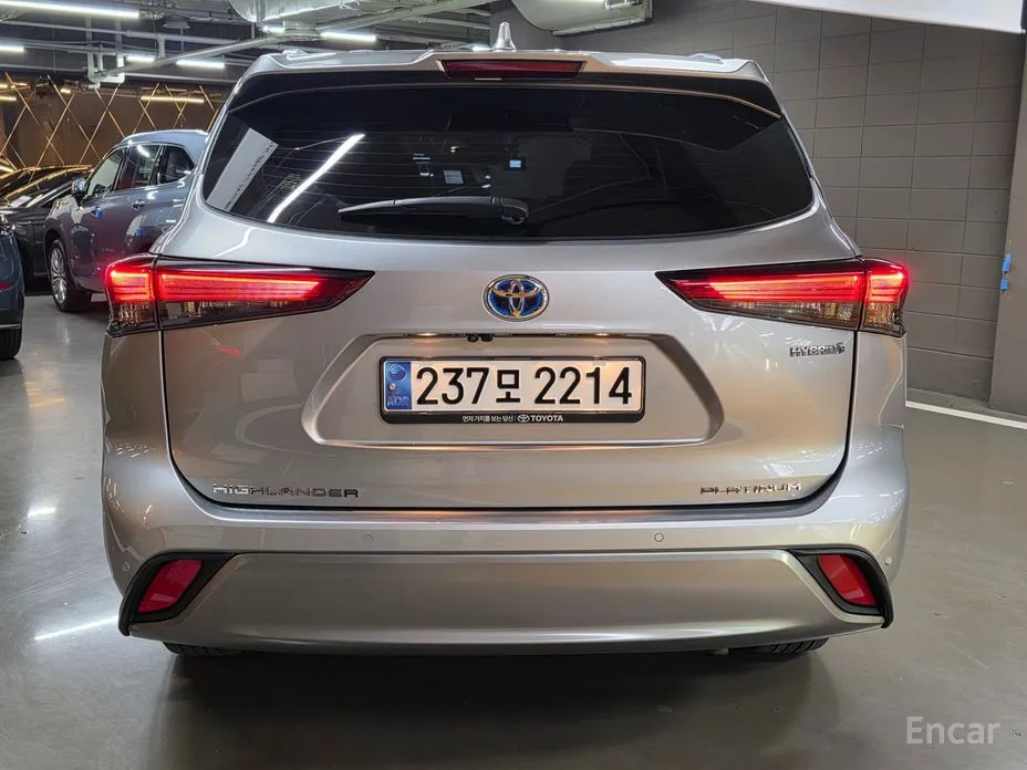 Фото 4 - Toyota Highlander