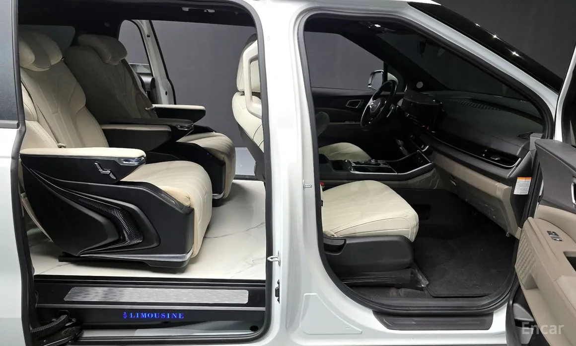 Фото 11 - Kia Carnival