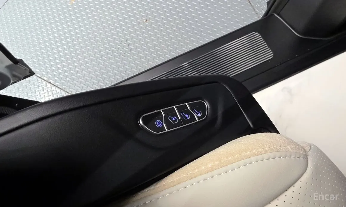 Фото 18 - Kia Carnival