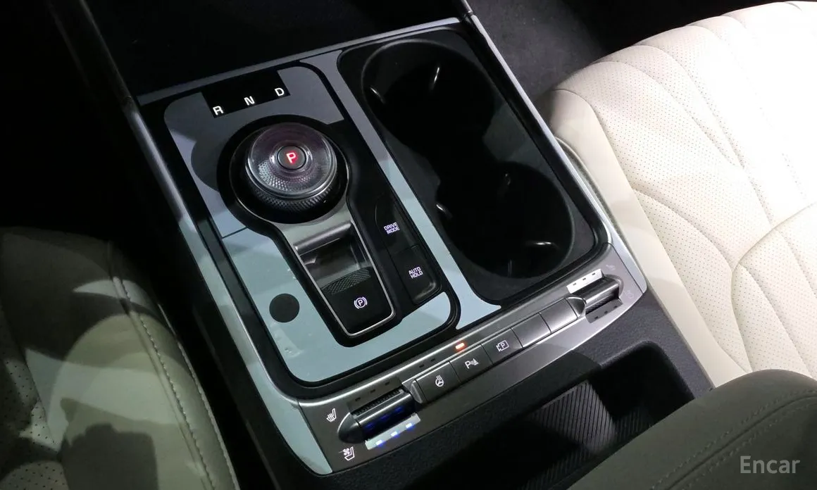 Фото 9 - Kia Carnival