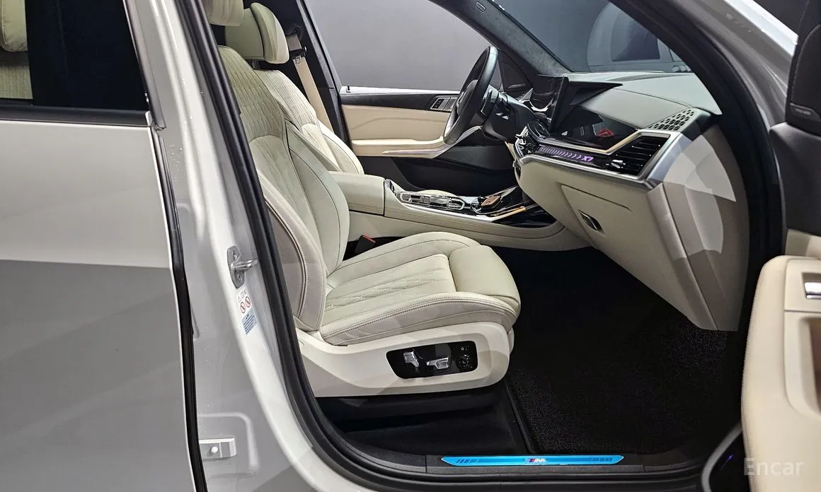 Фото 11 - BMW X7