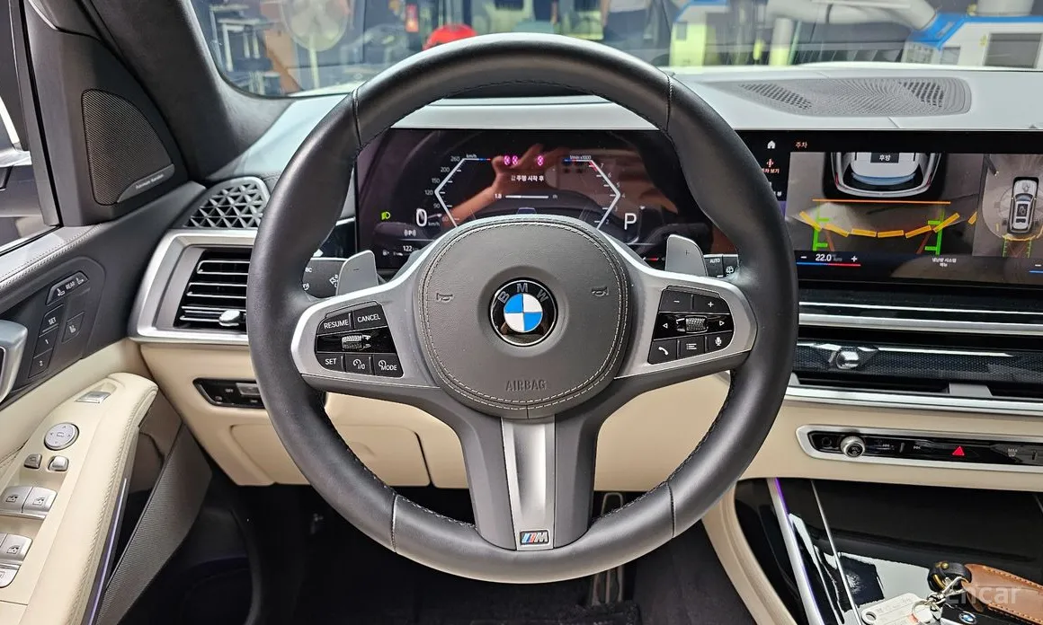 Фото 14 - BMW X7
