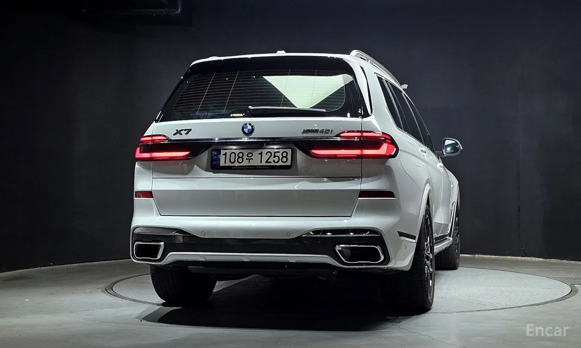 Фото 4 - BMW X7
