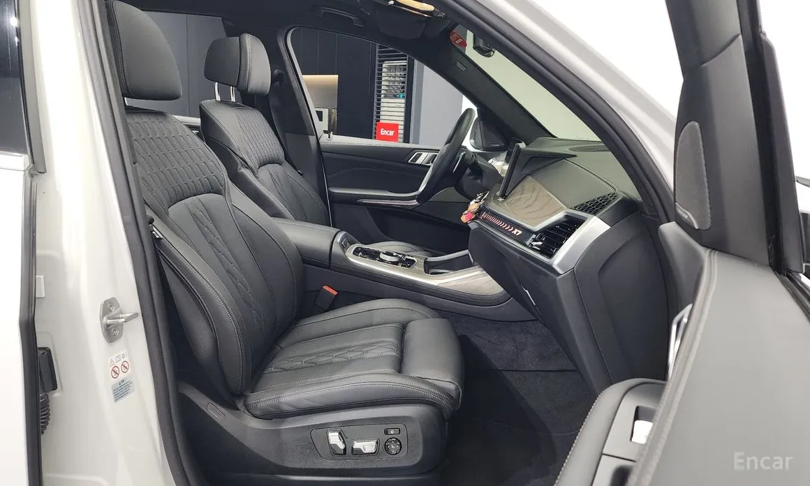 Фото 11 - BMW X7