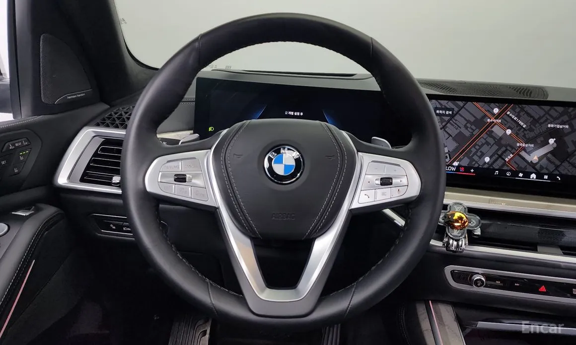 Фото 13 - BMW X7