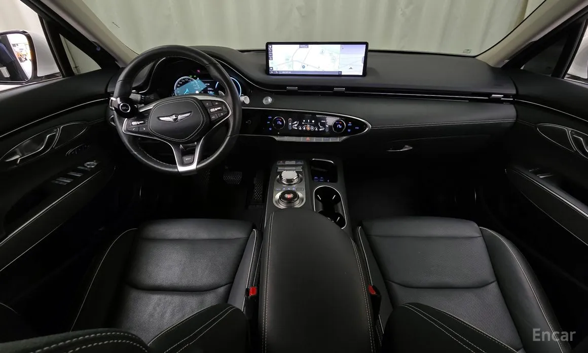 Фото 7 - Genesis GV70