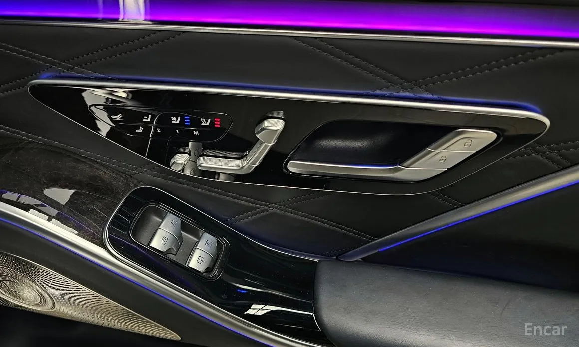 Фото 18 - Mercedes-Benz S-Class