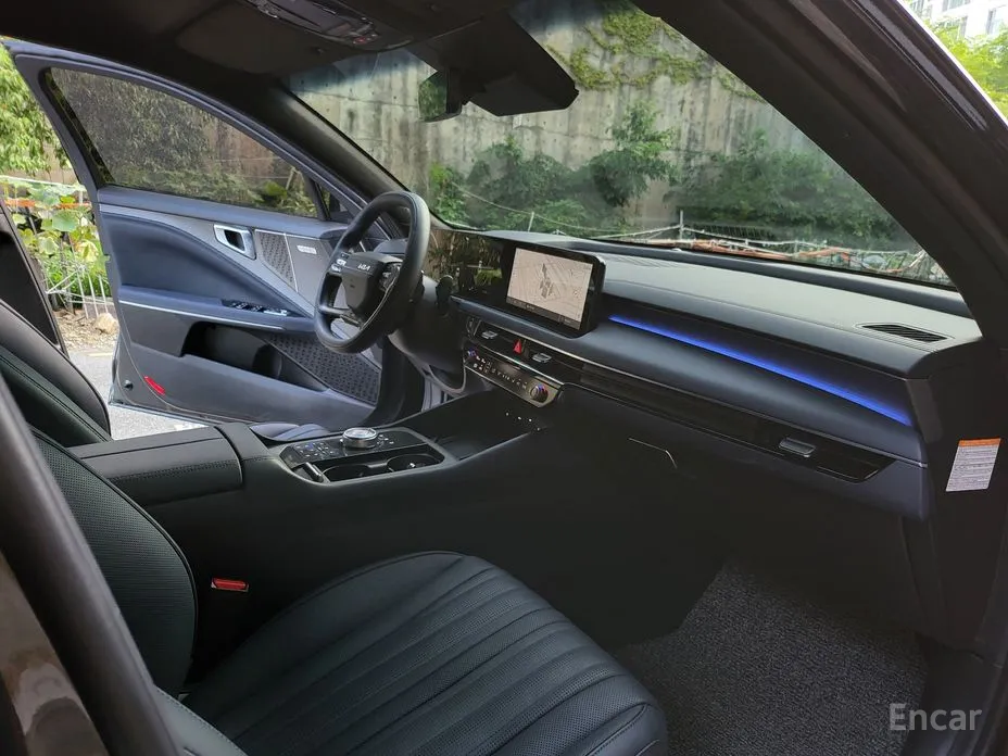 Фото 13 - Kia K8