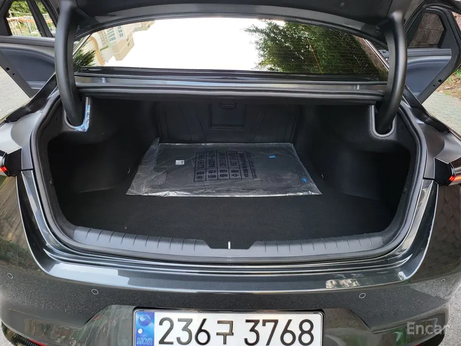 Фото 18 - Kia K8