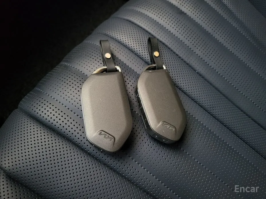 Фото 19 - Kia K8