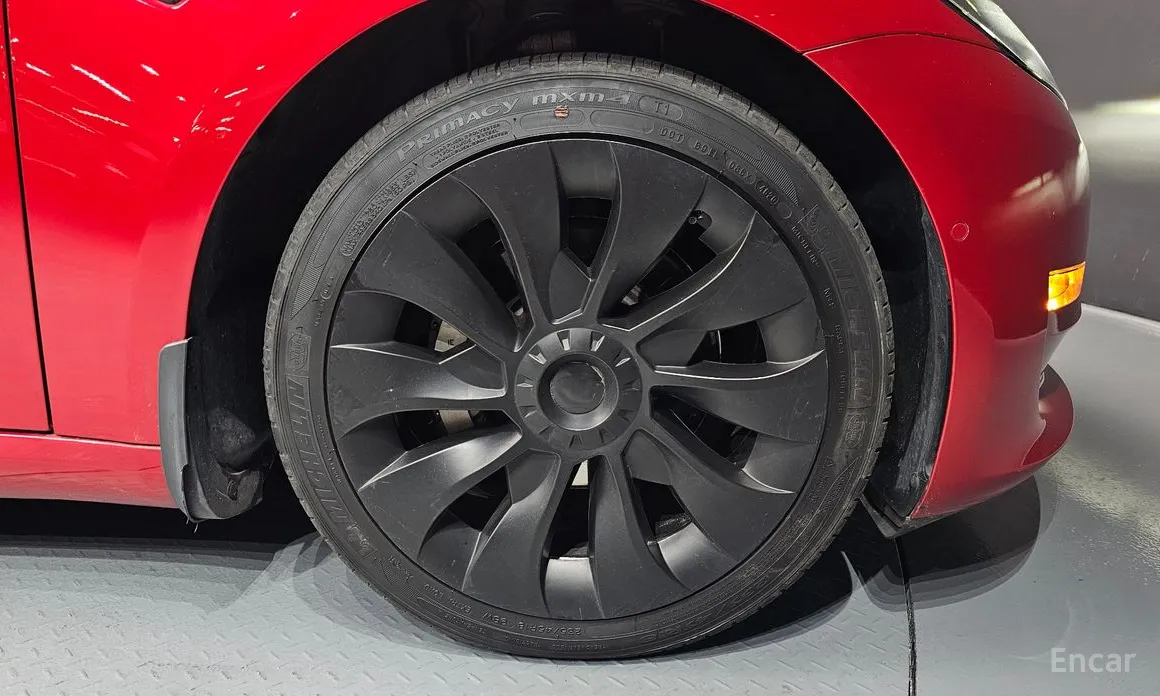 Фото 5 - Tesla Model 3