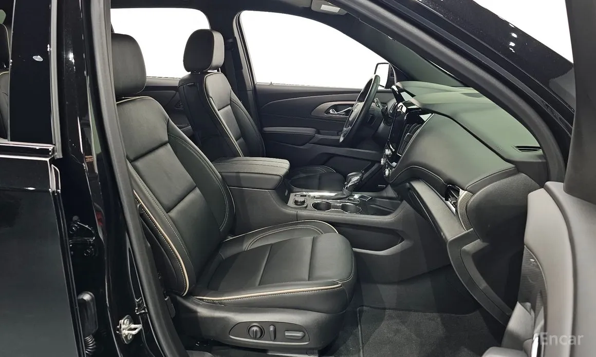 Фото 10 - Chevrolet Traverse