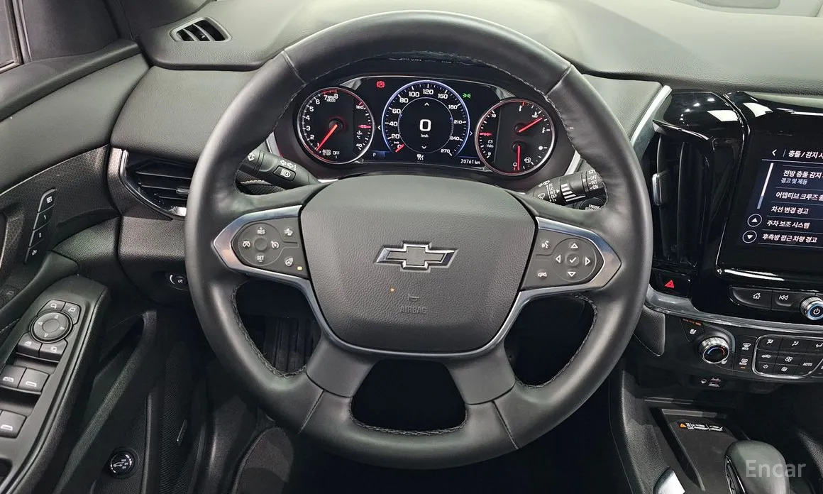 Фото 13 - Chevrolet Traverse