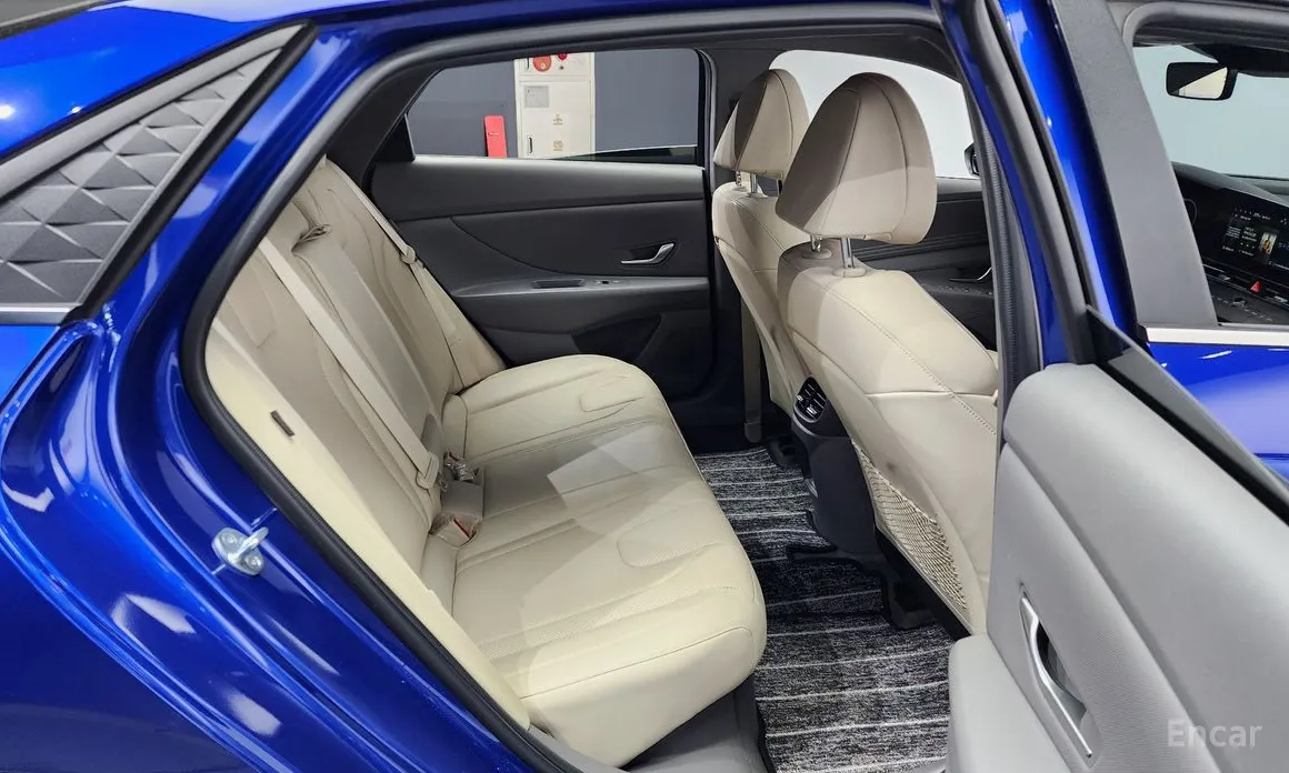 Фото 12 - Hyundai Avante