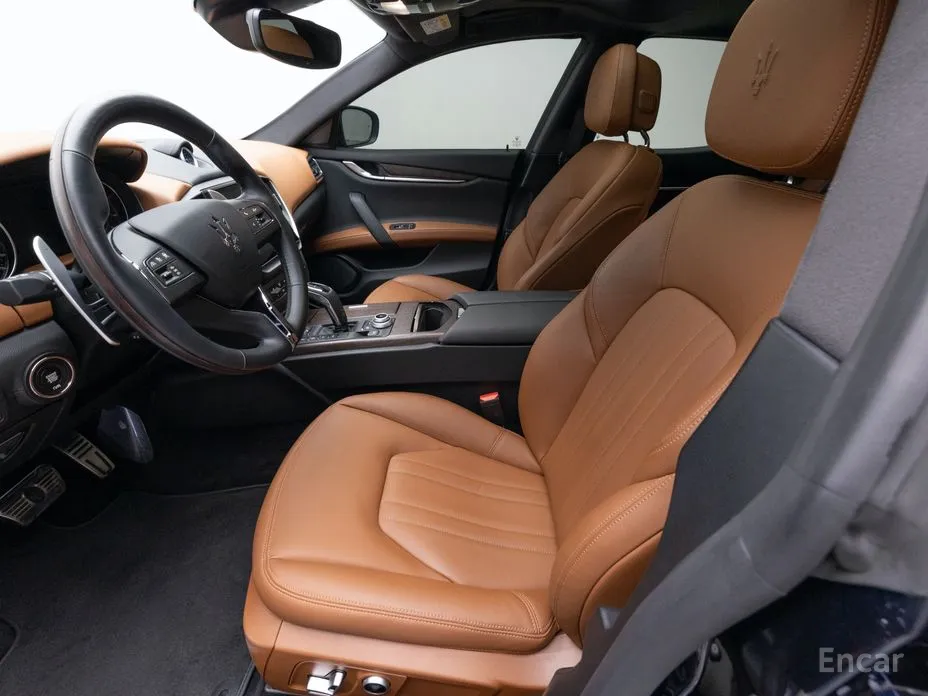 Фото 10 - Maserati Ghibli