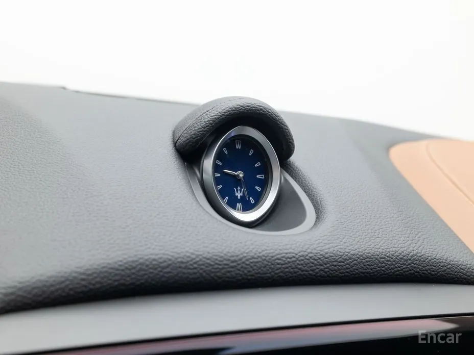 Фото 19 - Maserati Ghibli